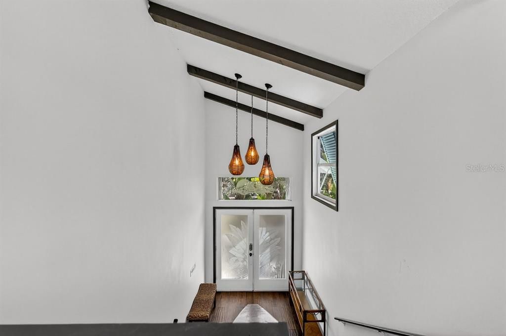 En Venta: $949,000 (3 camas, 3 baños, 1751 Pies cuadrados)