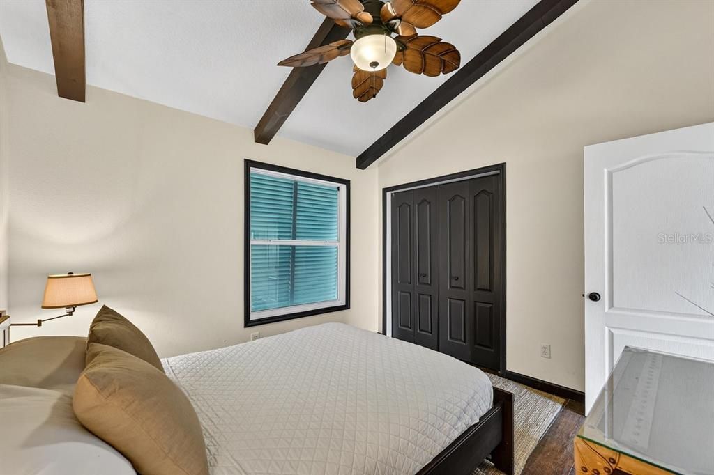 En Venta: $949,000 (3 camas, 3 baños, 1751 Pies cuadrados)