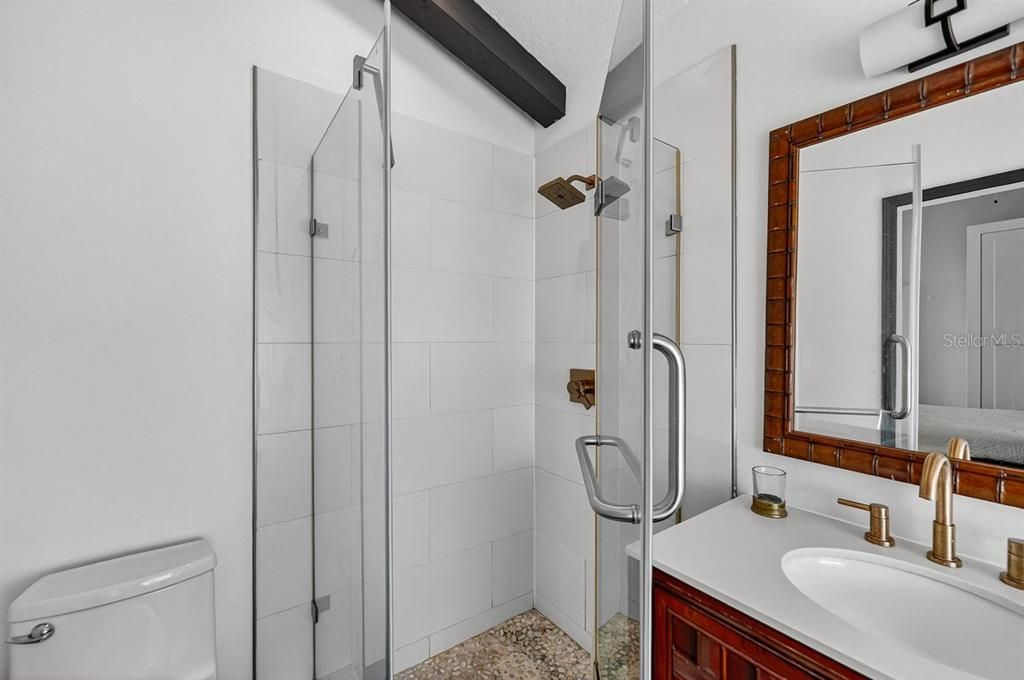 En Venta: $949,000 (3 camas, 3 baños, 1751 Pies cuadrados)