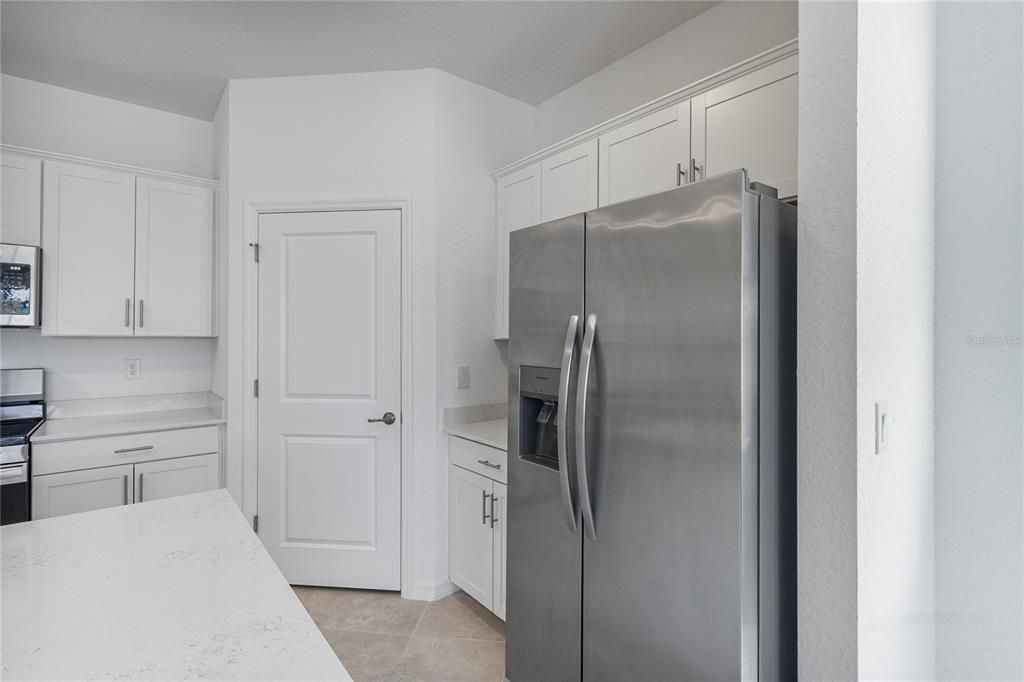 待售: $615,000 (3 贝兹, 3 浴室, 2214 平方英尺)