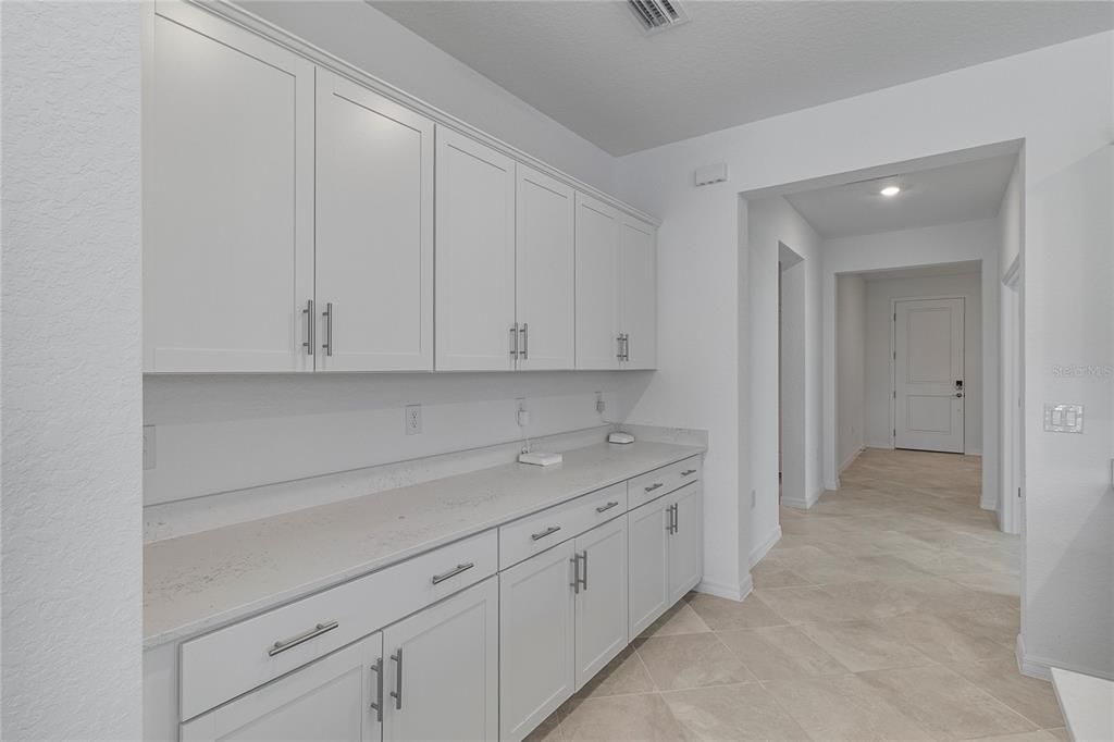 待售: $615,000 (3 贝兹, 3 浴室, 2214 平方英尺)