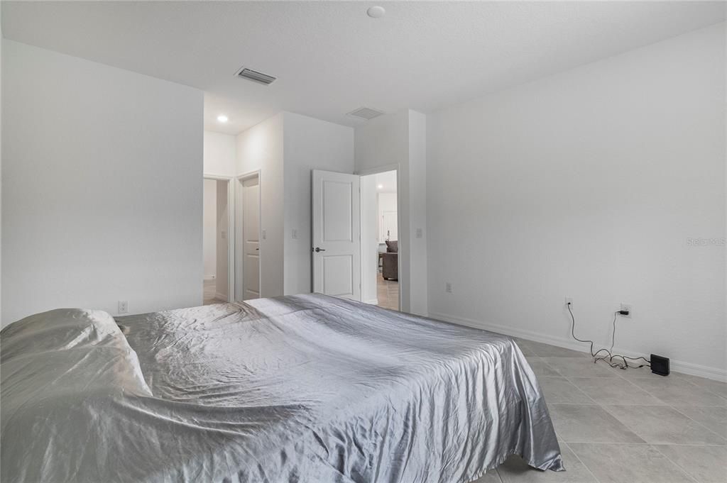 待售: $615,000 (3 贝兹, 3 浴室, 2214 平方英尺)