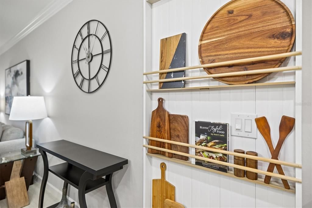 待售: $299,900 (2 贝兹, 2 浴室, 1406 平方英尺)