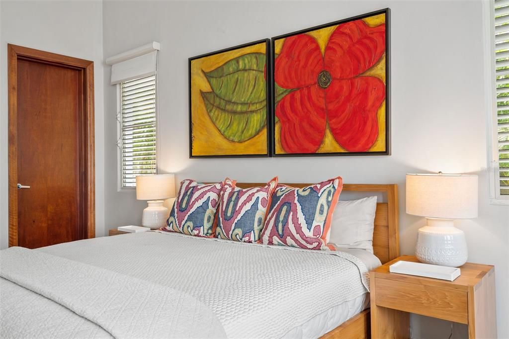 For Rent: $17,500 (4 beds, 4 baths, 3900 Square Feet)