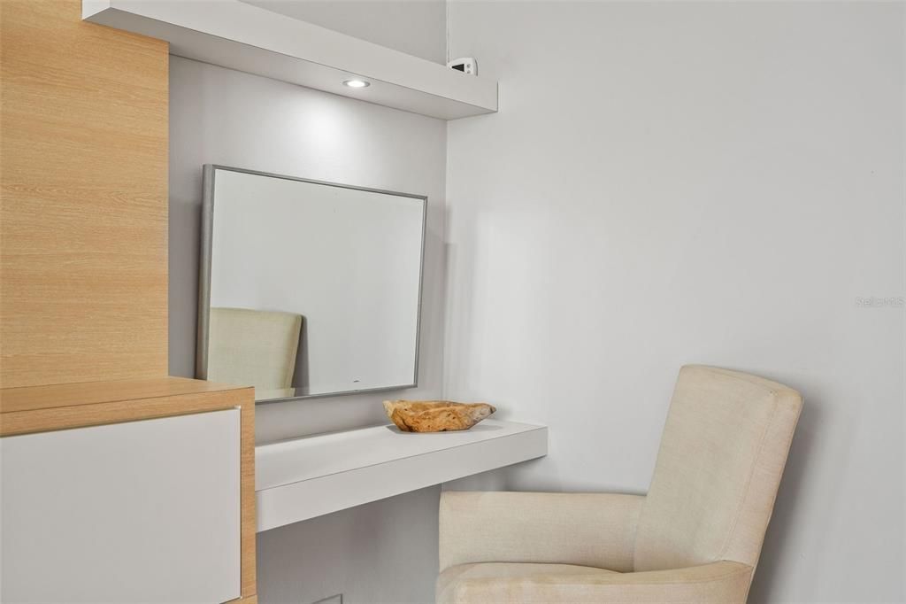 For Rent: $17,500 (4 beds, 4 baths, 3900 Square Feet)