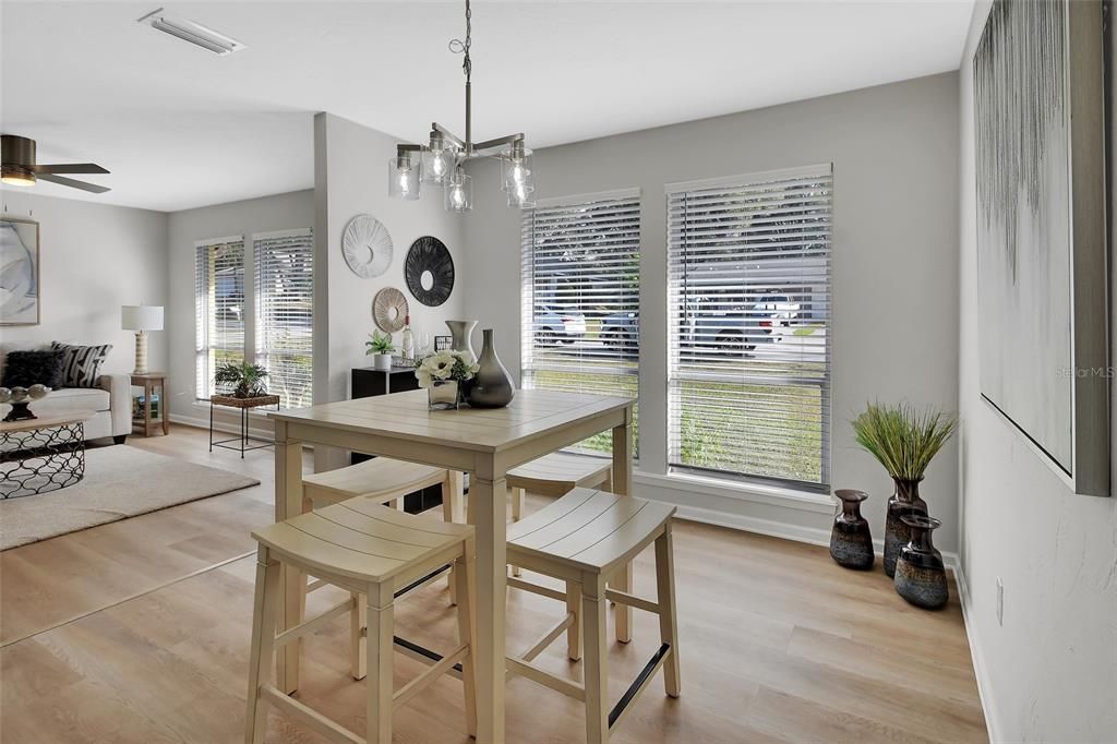 En Venta: $237,000 (2 camas, 2 baños, 1222 Pies cuadrados)