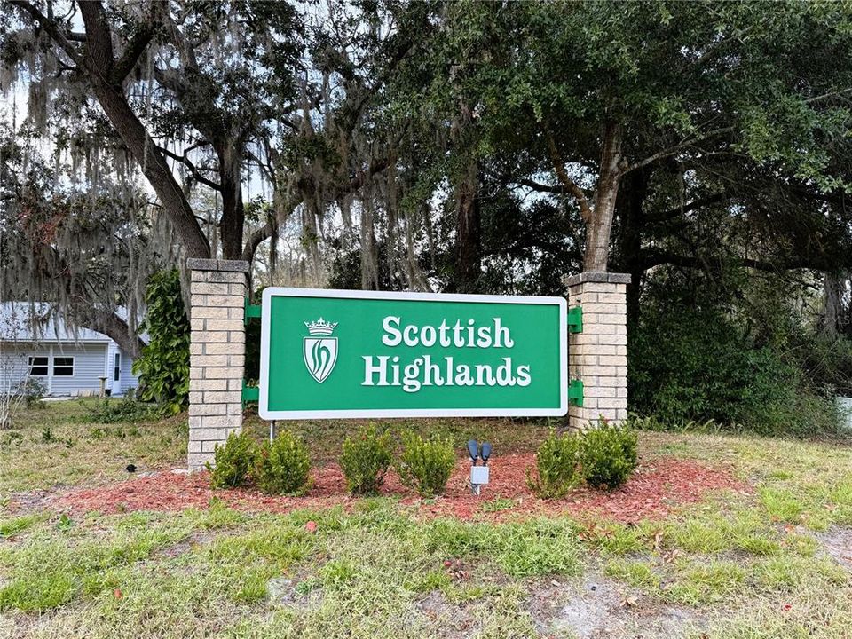 For Sale: $169,000 (2 beds, 2 baths, 932 Square Feet)