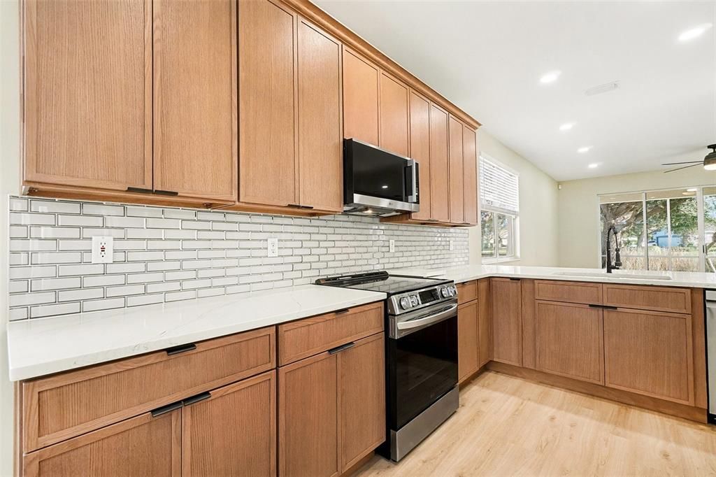 待售: $419,000 (2 贝兹, 2 浴室, 1617 平方英尺)