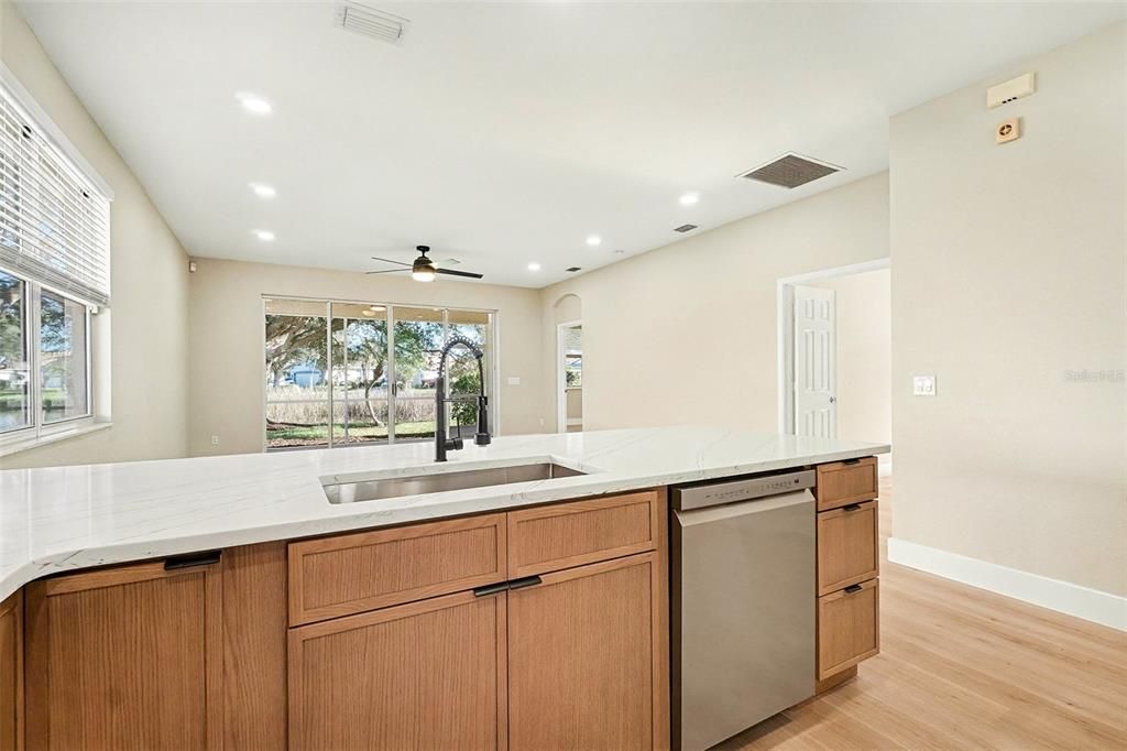 待售: $419,000 (2 贝兹, 2 浴室, 1617 平方英尺)