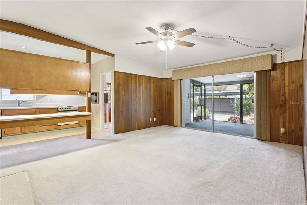 En Venta: $525,000 (4 camas, 2 baños, 1910 Pies cuadrados)