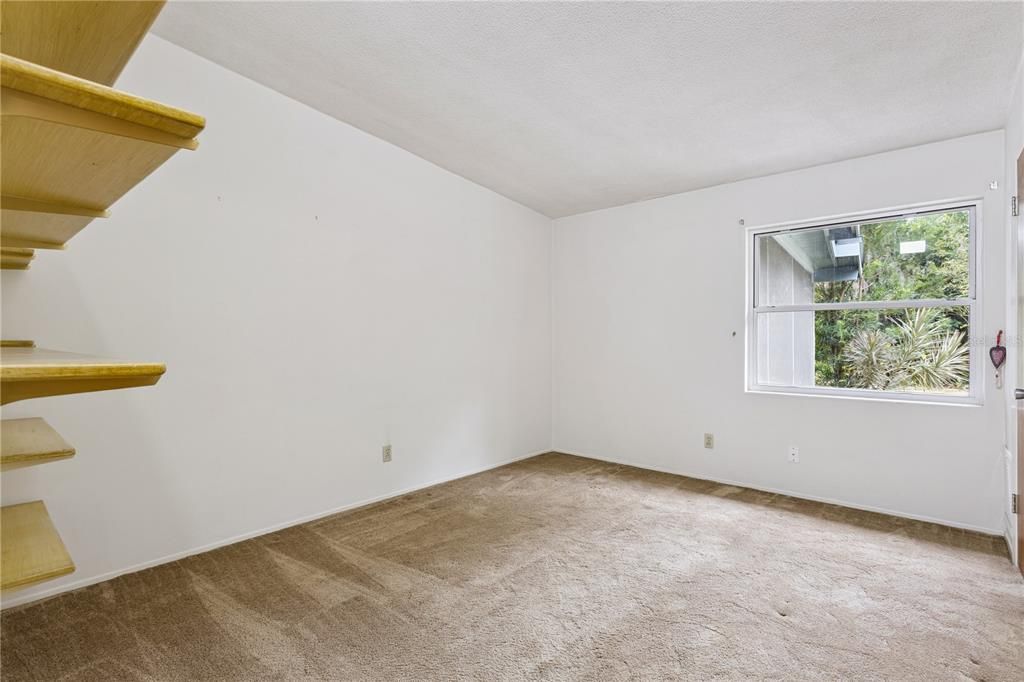 En Venta: $525,000 (4 camas, 2 baños, 1910 Pies cuadrados)