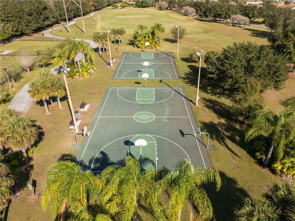 На продажу: $699,000 (4 спален, 2 ванн, 2835 Квадратных фут)