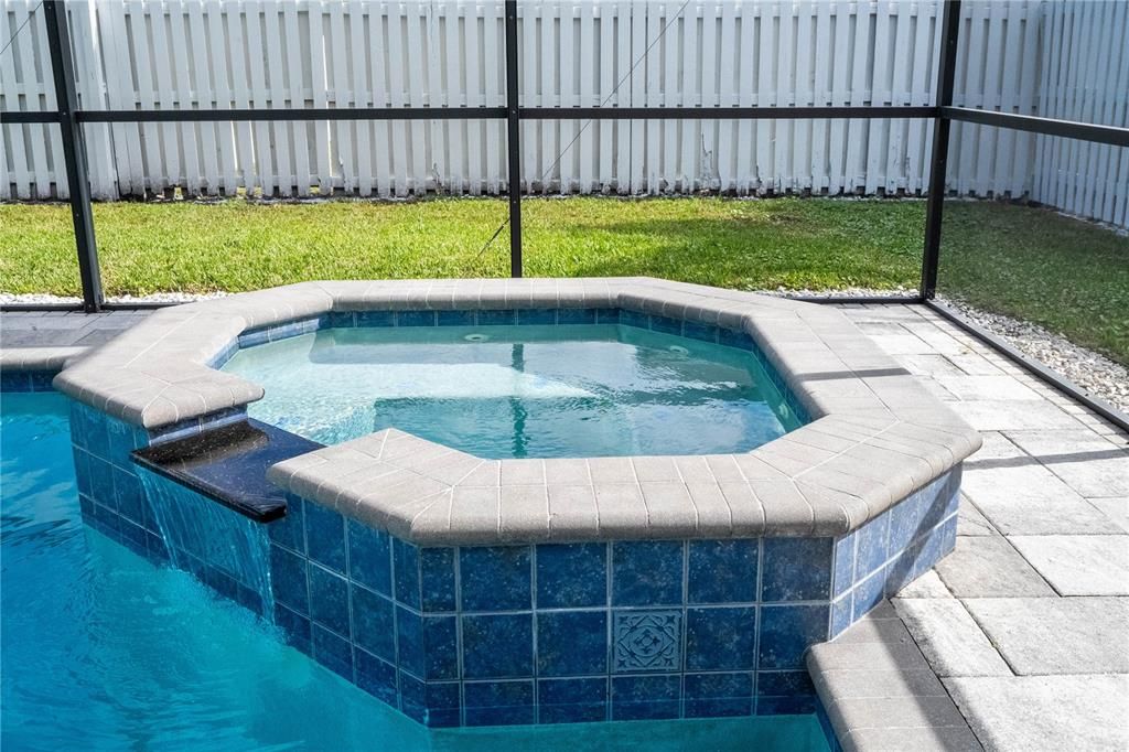 На продажу: $699,000 (4 спален, 2 ванн, 2835 Квадратных фут)