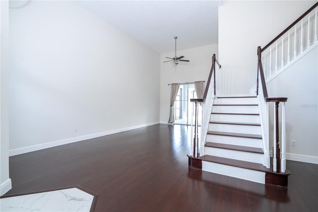 На продажу: $699,000 (4 спален, 2 ванн, 2835 Квадратных фут)