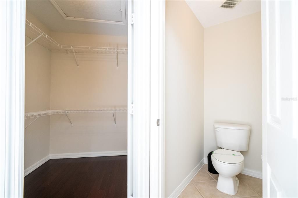 На продажу: $699,000 (4 спален, 2 ванн, 2835 Квадратных фут)