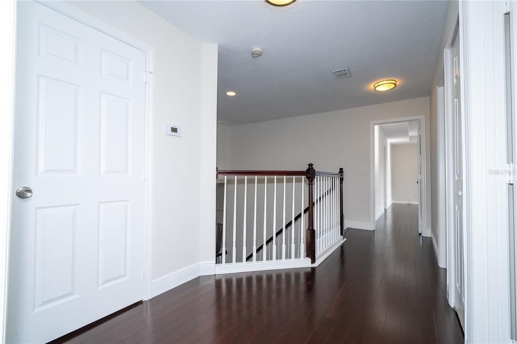 На продажу: $699,000 (4 спален, 2 ванн, 2835 Квадратных фут)