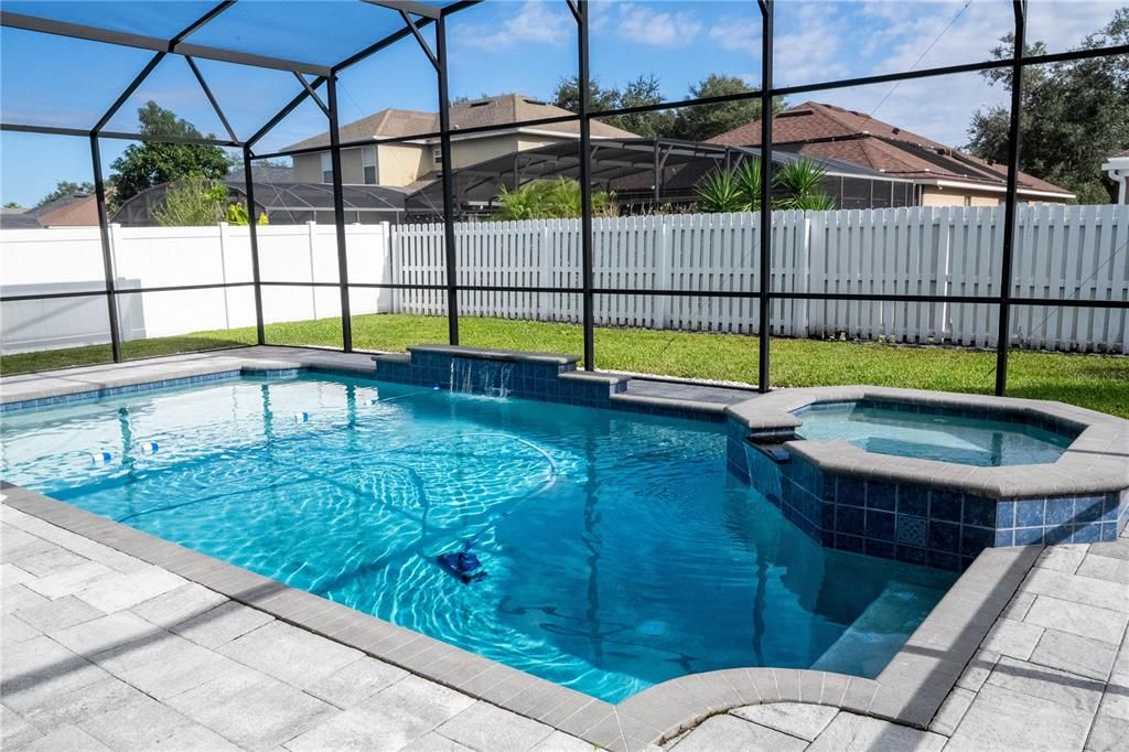 На продажу: $699,000 (4 спален, 2 ванн, 2835 Квадратных фут)