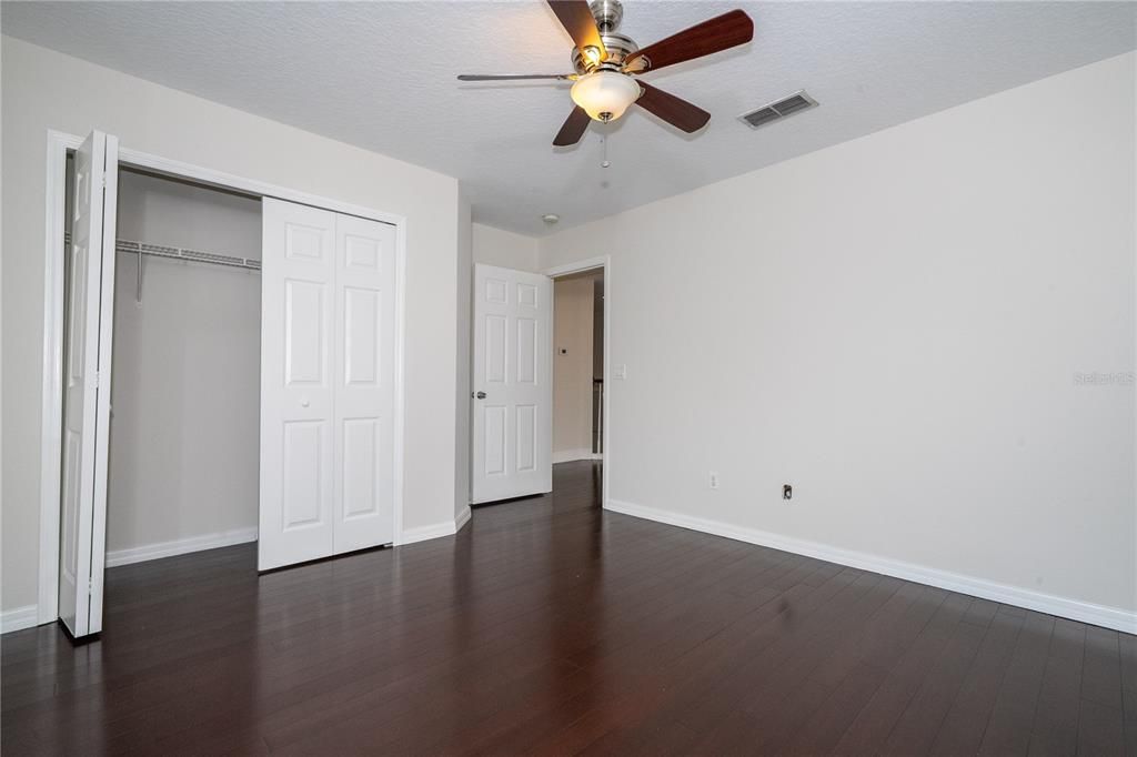 На продажу: $699,000 (4 спален, 2 ванн, 2835 Квадратных фут)