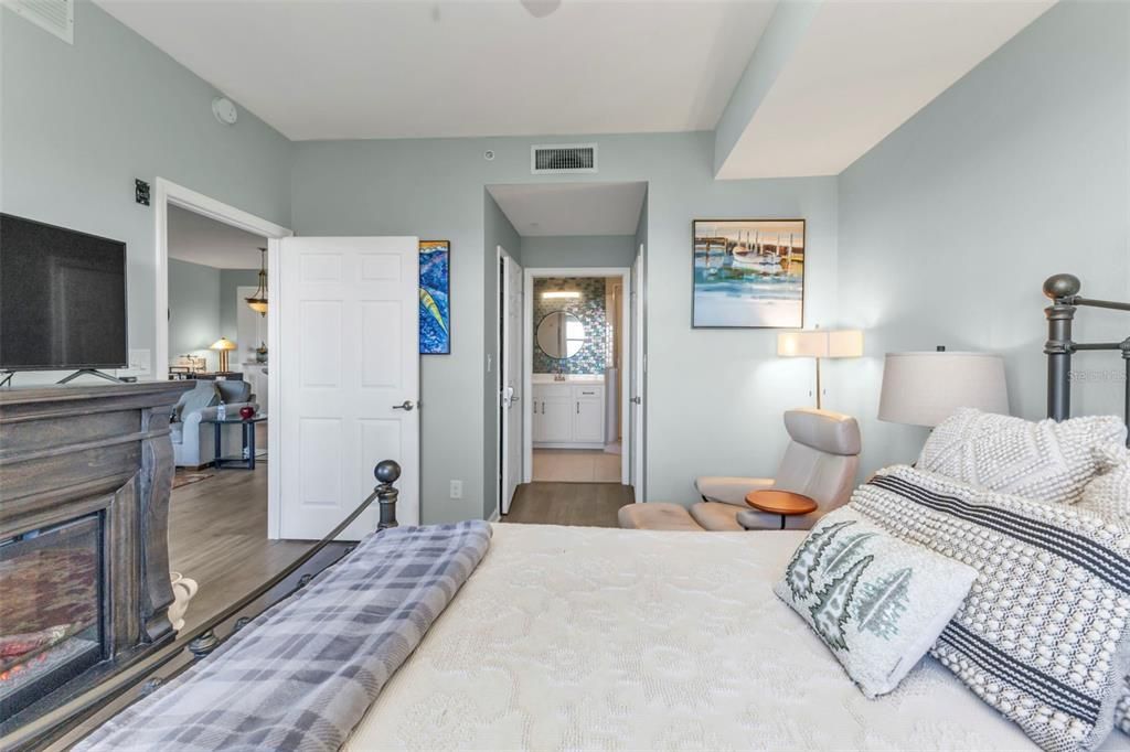 待售: $349,900 (3 贝兹, 2 浴室, 1647 平方英尺)