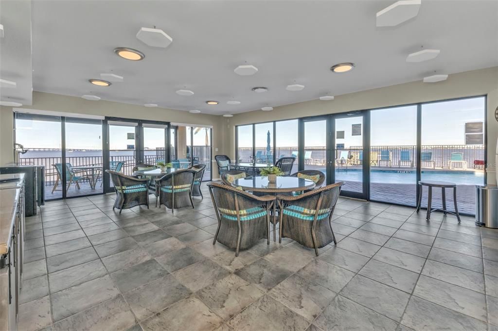 待售: $349,900 (3 贝兹, 2 浴室, 1647 平方英尺)