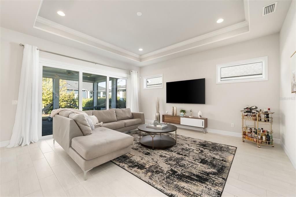 For Sale: $600,000 (4 beds, 2 baths, 1987 Square Feet)