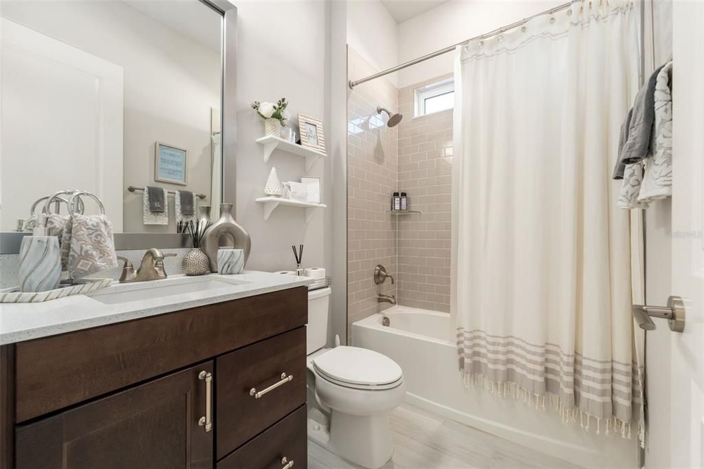 For Sale: $600,000 (4 beds, 2 baths, 1987 Square Feet)