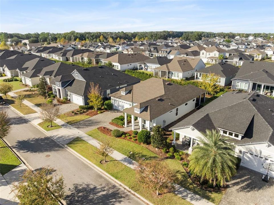 For Sale: $600,000 (4 beds, 2 baths, 1987 Square Feet)