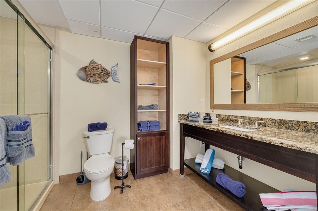 For Sale: $799,000 (2 beds, 2 baths, 1110 Square Feet)