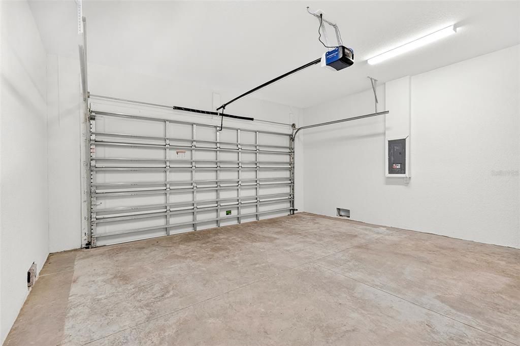 На продажу: $399,000 (3 спален, 2 ванн, 1664 Квадратных фут)