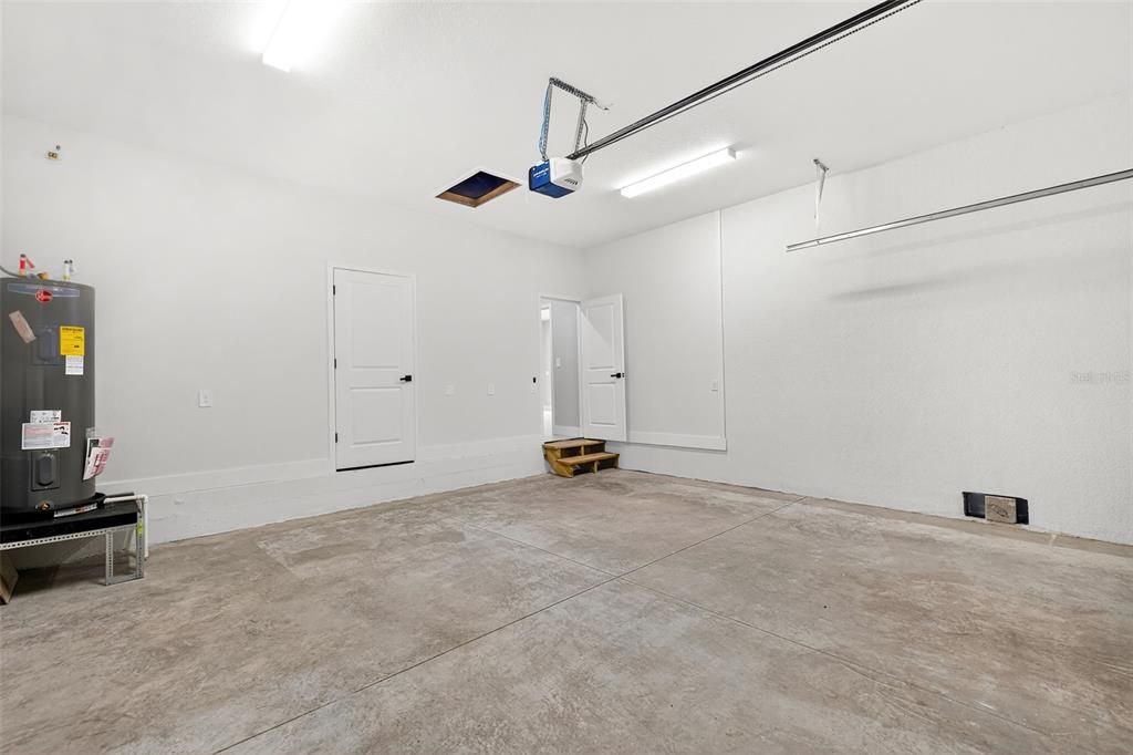 На продажу: $399,000 (3 спален, 2 ванн, 1664 Квадратных фут)