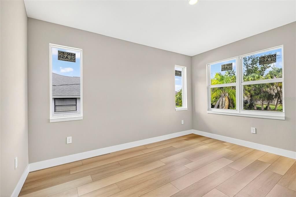 На продажу: $399,000 (3 спален, 2 ванн, 1664 Квадратных фут)