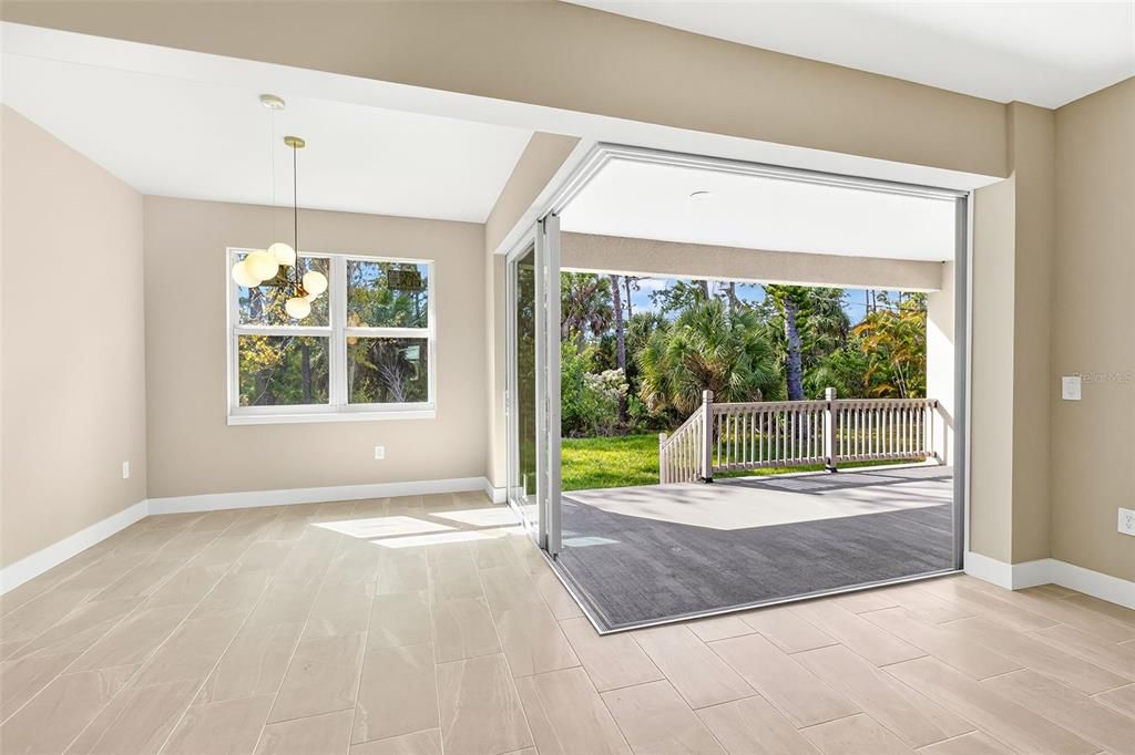 На продажу: $399,000 (3 спален, 2 ванн, 1664 Квадратных фут)