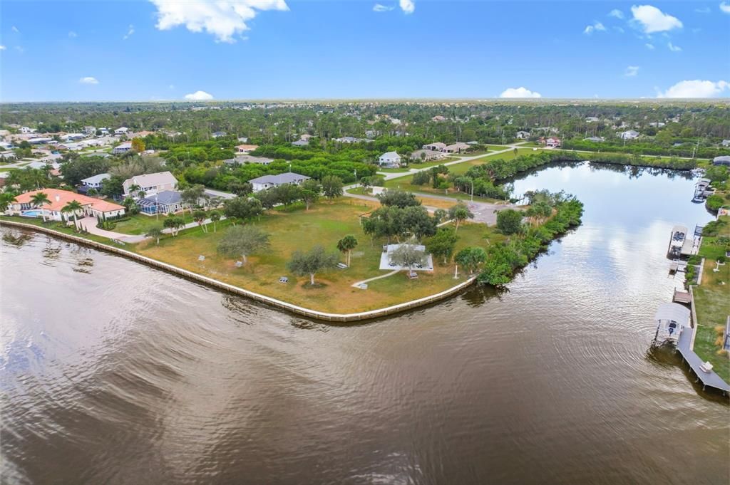 На продажу: $399,000 (3 спален, 2 ванн, 1664 Квадратных фут)