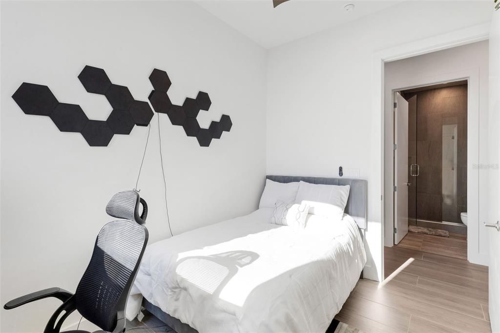 En Venta: $1,525,000 (2 camas, 2 baños, 1122 Pies cuadrados)