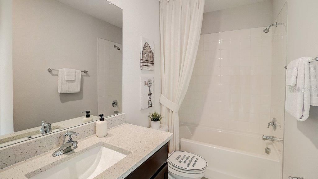 For Sale: $322,990 (3 beds, 2 baths, 1758 Square Feet)