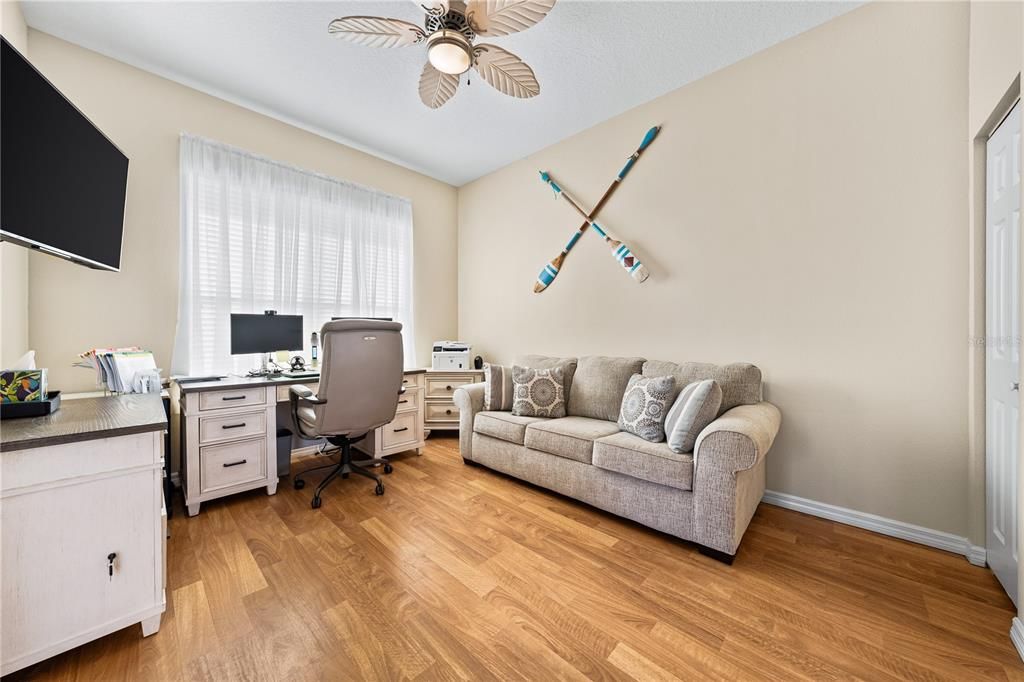 For Sale: $525,000 (3 beds, 2 baths, 1883 Square Feet)