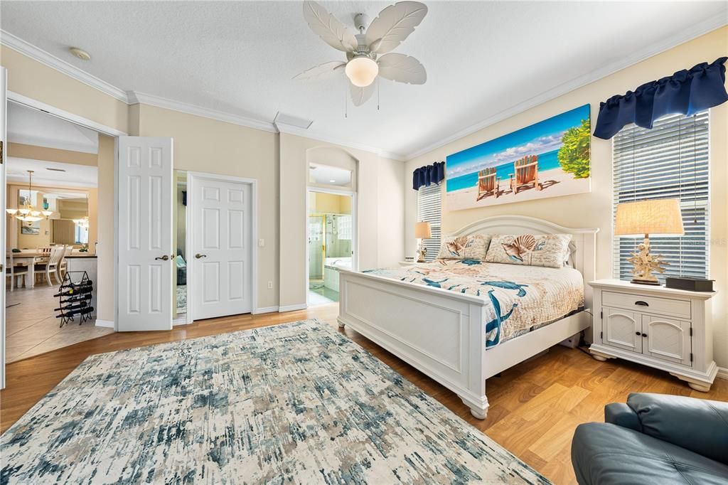 For Sale: $525,000 (3 beds, 2 baths, 1883 Square Feet)