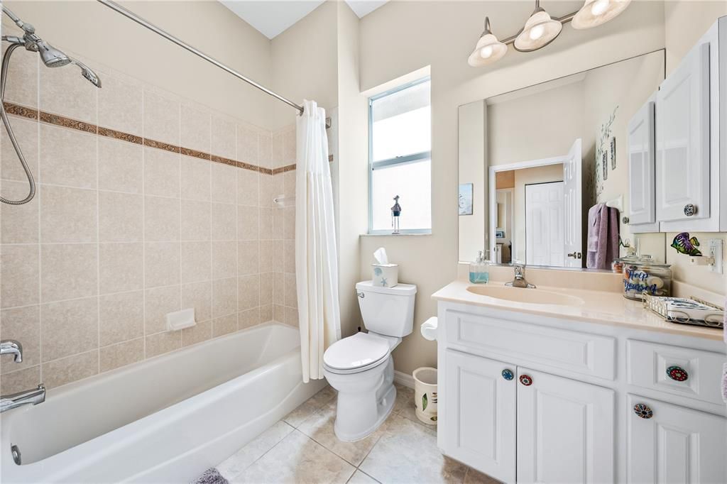 For Sale: $525,000 (3 beds, 2 baths, 1883 Square Feet)