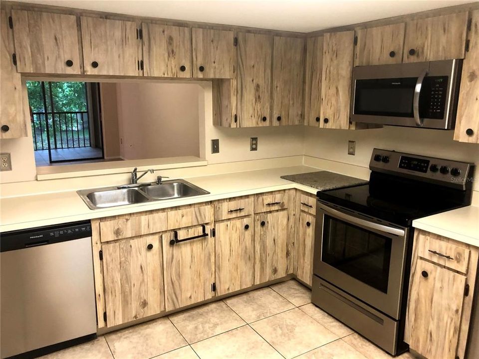 En Renta: $1,850 (2 camas, 2 baños, 1075 Pies cuadrados)