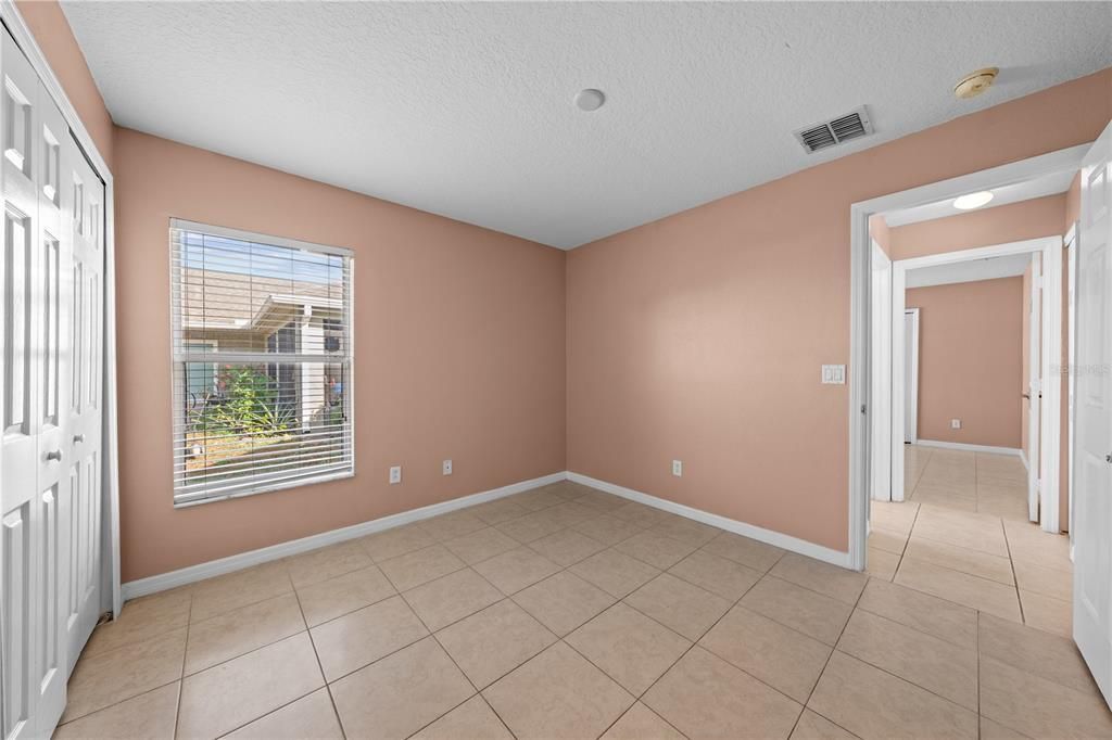 For Rent: $2,400 (4 beds, 3 baths, 2046 Square Feet)