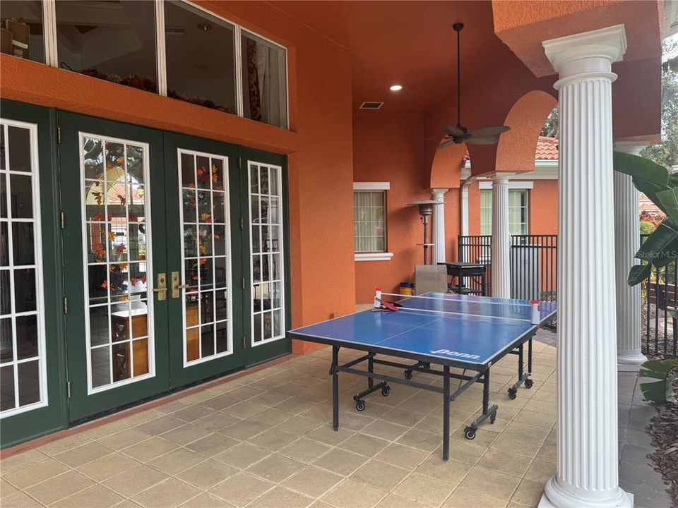 For Rent: $2,480 (5 beds, 3 baths, 1940 Square Feet)