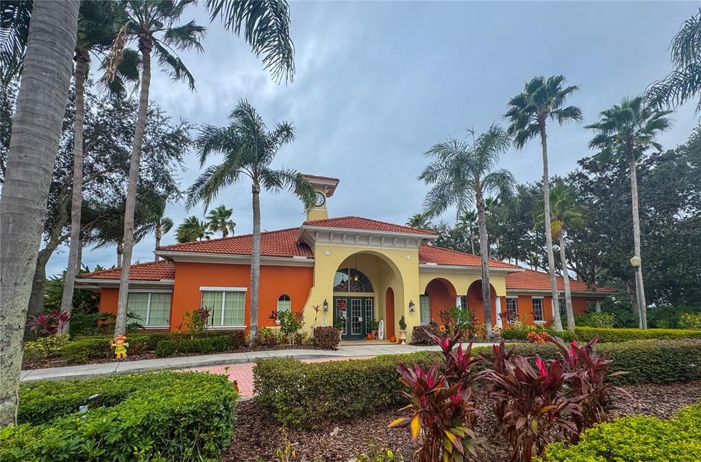 For Rent: $2,480 (5 beds, 3 baths, 1940 Square Feet)