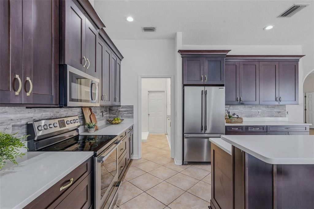 For Sale: $759,900 (4 beds, 3 baths, 2971 Square Feet)