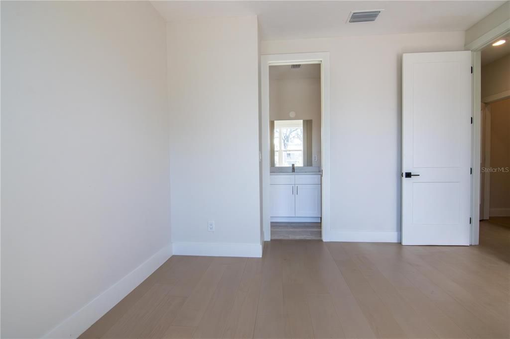 待售: $799,000 (3 贝兹, 3 浴室, 2039 平方英尺)