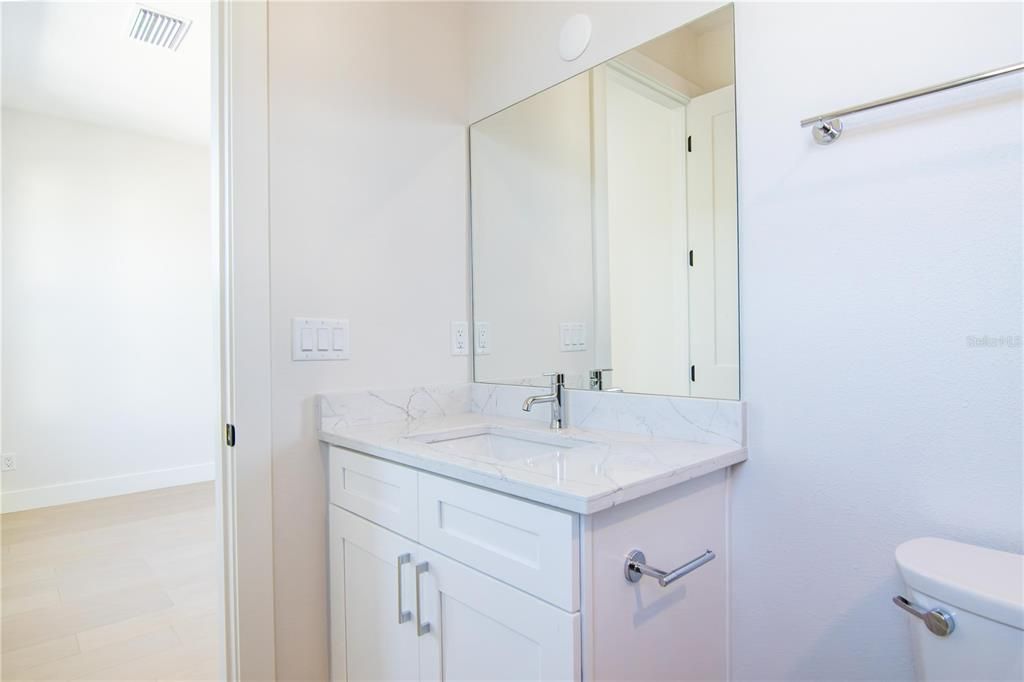 待售: $799,000 (3 贝兹, 3 浴室, 2039 平方英尺)