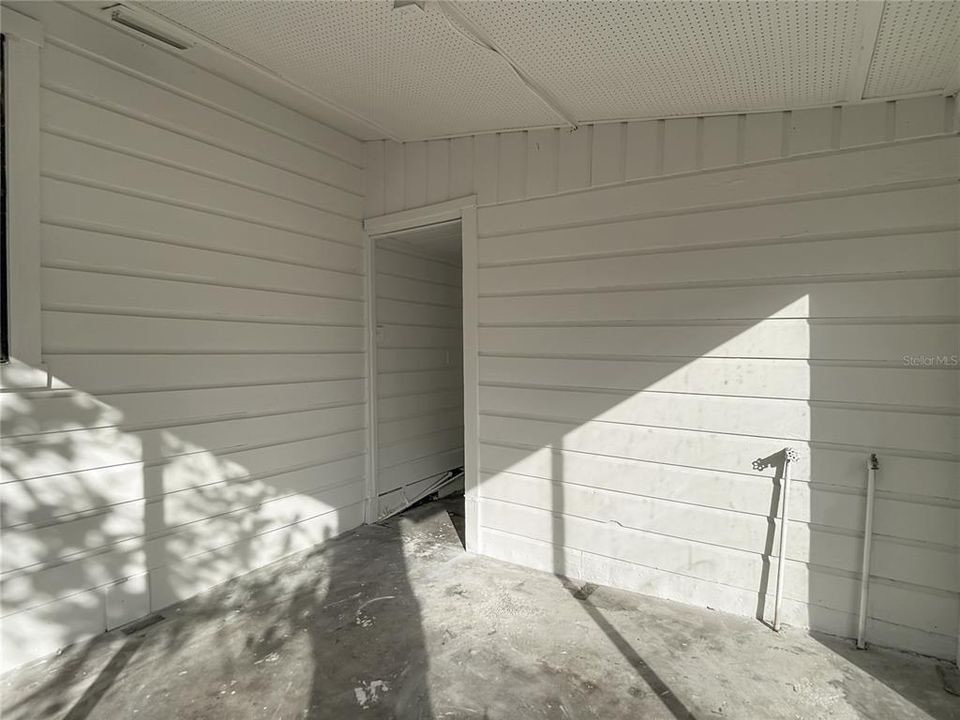 На продажу: $269,900 (3 спален, 1 ванн, 1076 Квадратных фут)