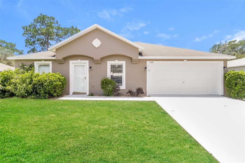 For Rent: $1,830 (3 beds, 2 baths, 1367 Square Feet)