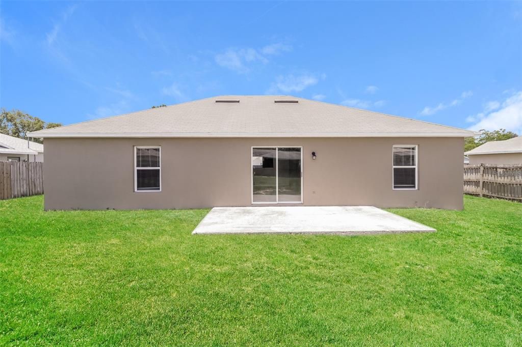 For Rent: $1,830 (3 beds, 2 baths, 1367 Square Feet)
