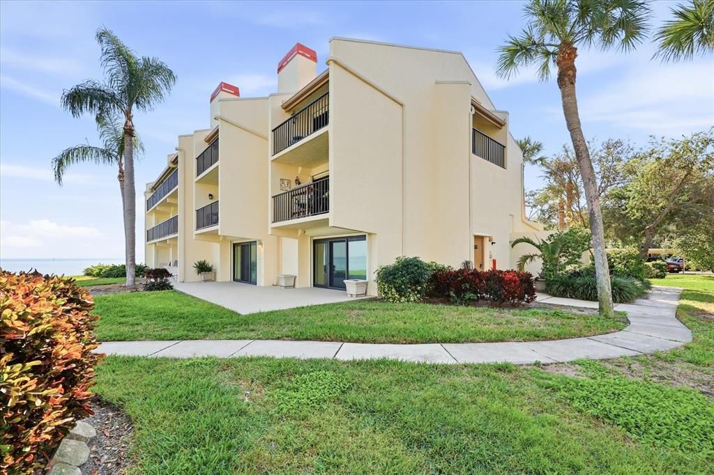 En Venta: $519,000 (2 camas, 2 baños, 1405 Pies cuadrados)