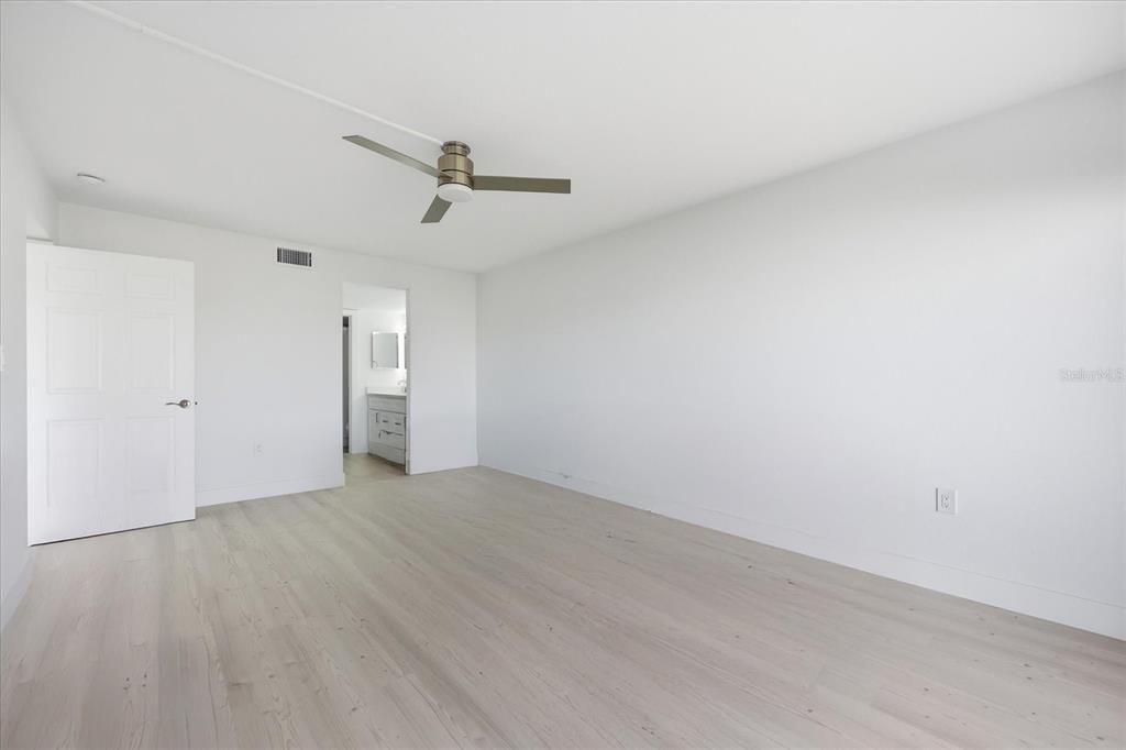 En Venta: $519,000 (2 camas, 2 baños, 1405 Pies cuadrados)